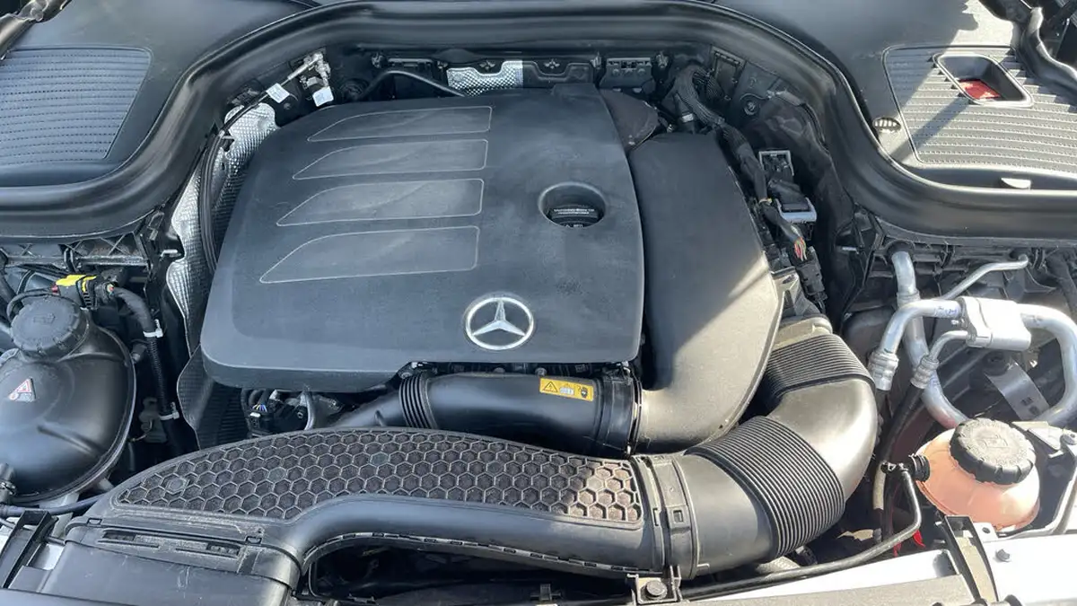 2021-mercedes-benz-glc-class-20-glc300-amg-line-272ps-eq-boost-station-wagon-5d-big-15