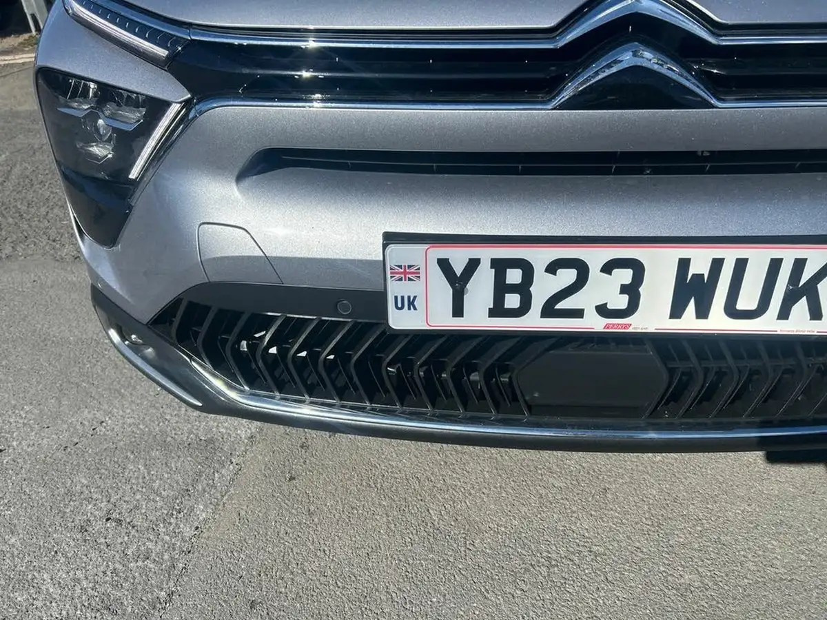 2023-citroen-c5-x-12-puretech-shine-big-23