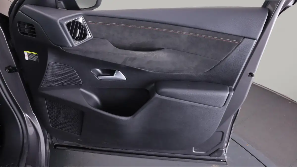 2022-ds-ds-3-crossback-12-puretech-performance-line-130ps-big-15