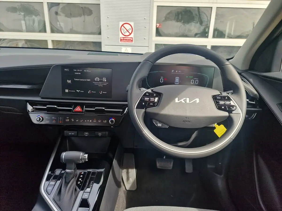 2024-kia-niro-16-gdi-2-180bhp-phev-111kwh-big-16