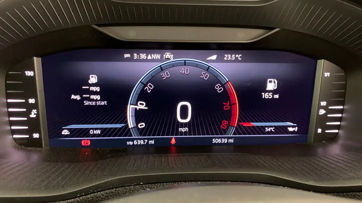 2022-skoda-karoq-15-tsi-sportline-big-9