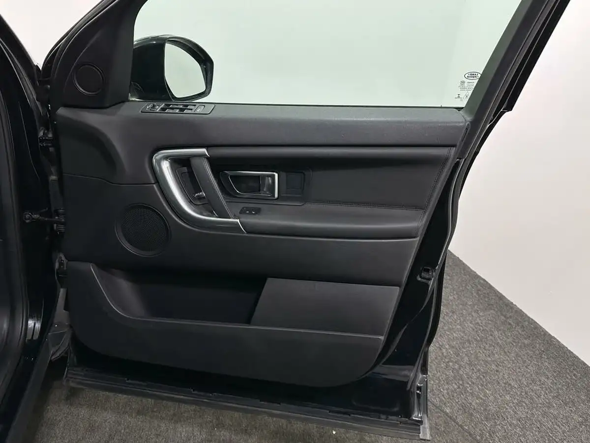 2019-land-rover-discovery-sport-20td4-landmark-big-29