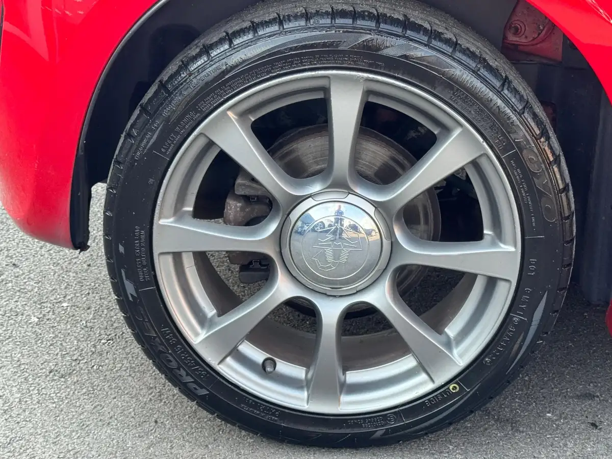 2015-abarth-500-14-tjet-595-big-48