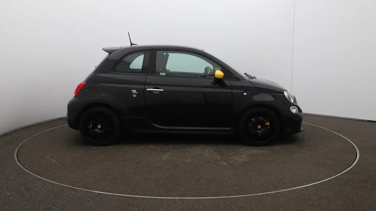 2017-abarth-595-14-tjet-trofeo-big-41
