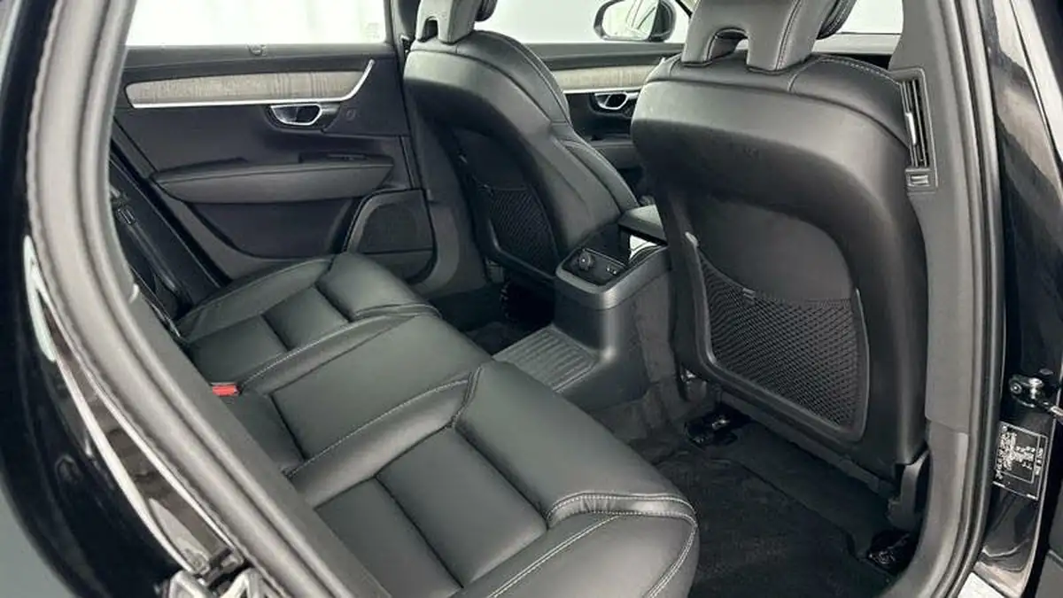 2021-volvo-s90-20-t8-inscription-455bhp-big-16