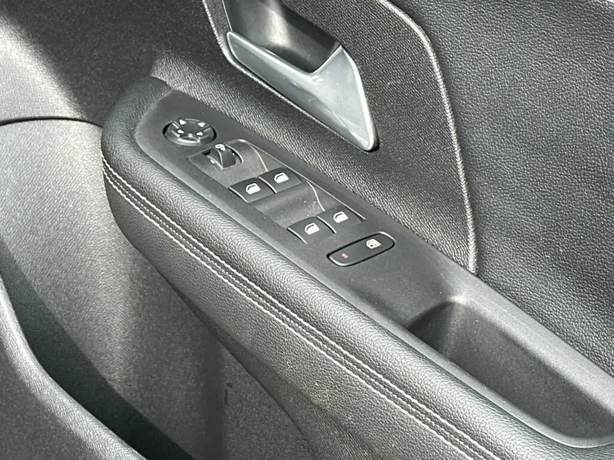 2022-vauxhall-mokka-12-sri-premium-130ps-big-15