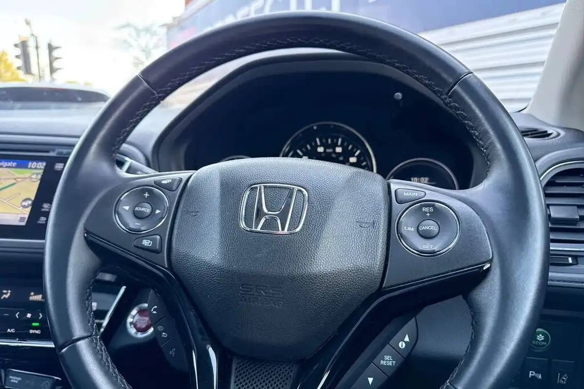 2016-honda-hr-v-15-i-vtec-ex-cvt-big-30