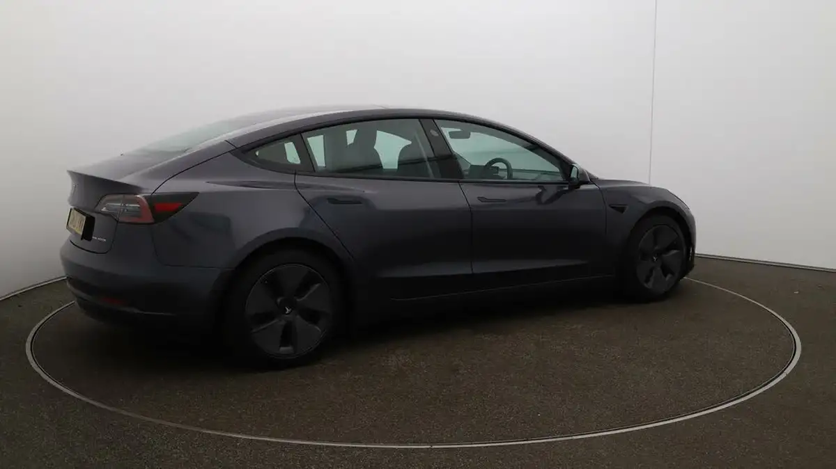 2021-tesla-model-3-e-long-range-4x4-big-43