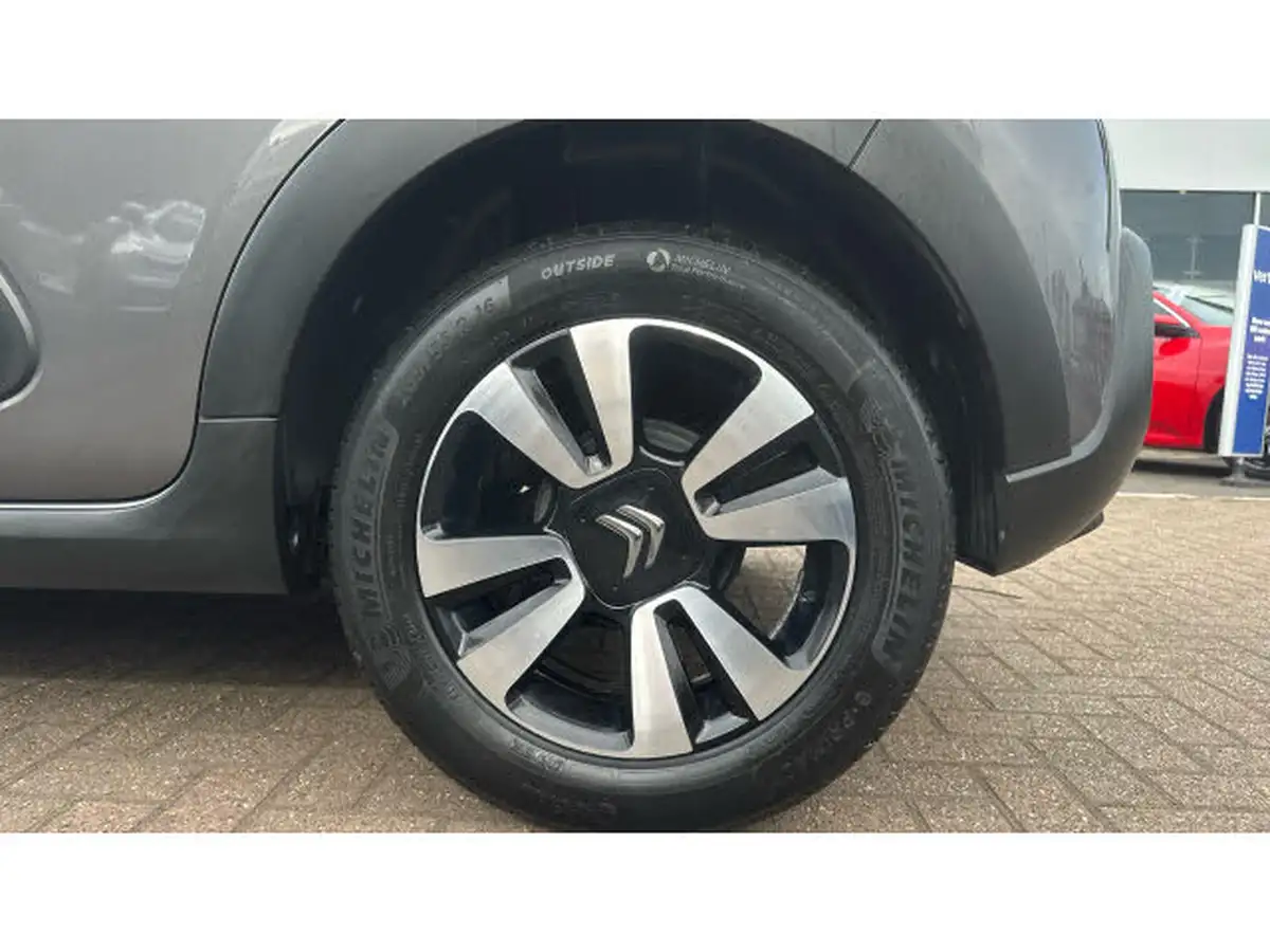 2023-citroen-c3-12-puretech-c-series-edition-83ps-ss-big-6
