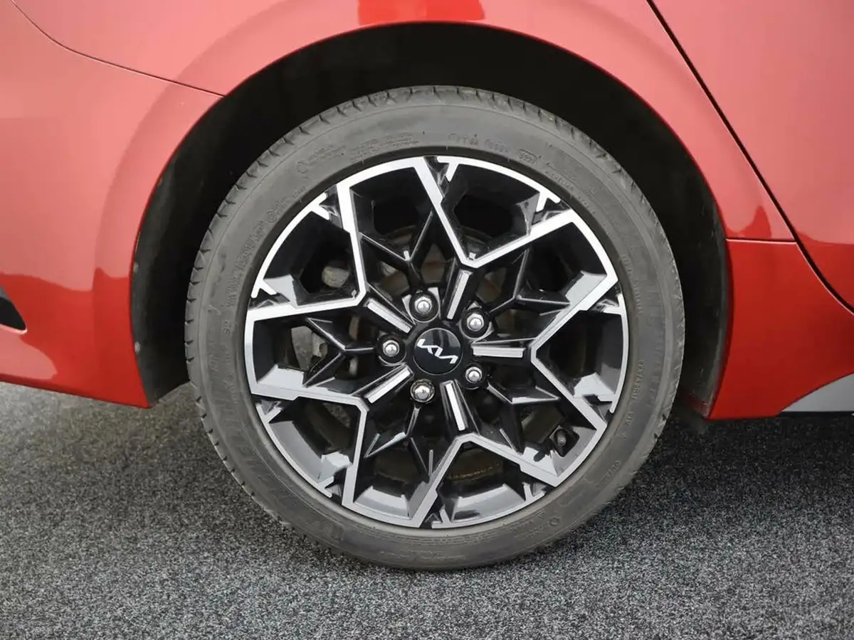 2021-kia-pro-ceed-15-t-gdi-gt-line-big-5