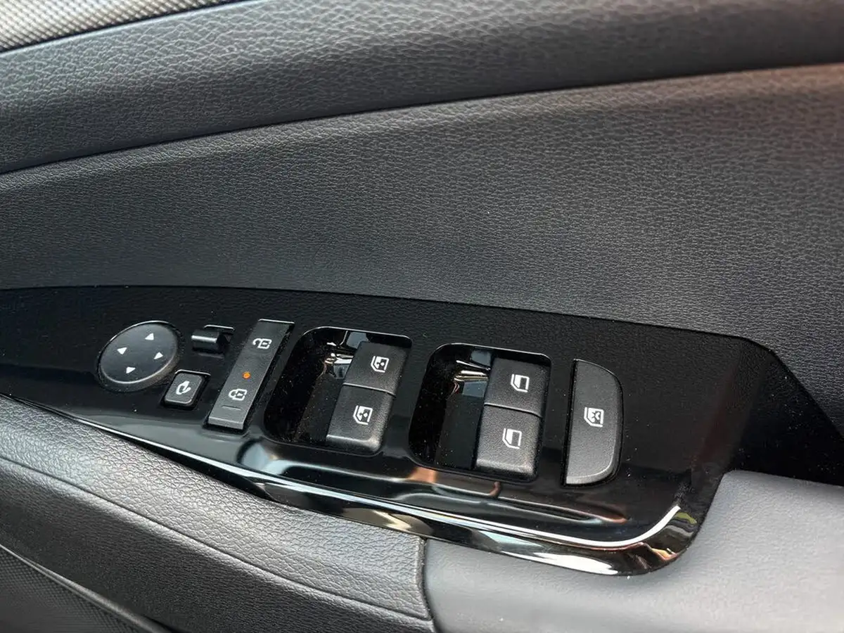 2022-kia-sportage-16-t-gdi-3-148bhp-48v-1598cc-dct-big-17