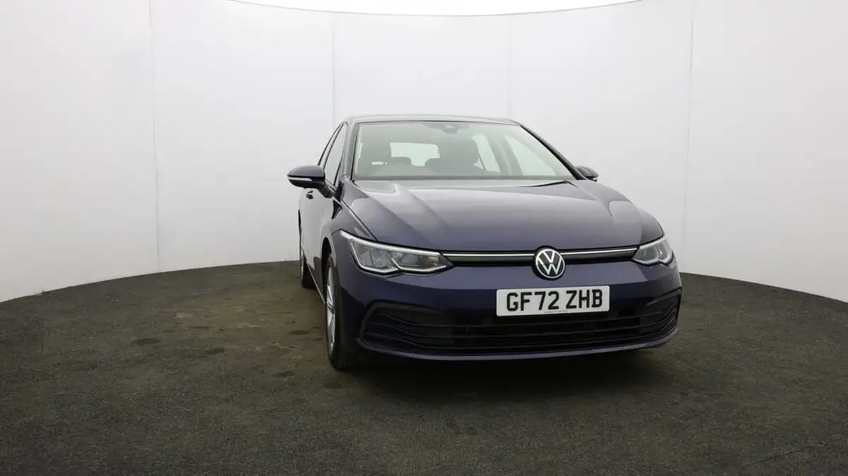 2022-volkswagen-golf-15-tsi-life-130ps-hatchback-big-41