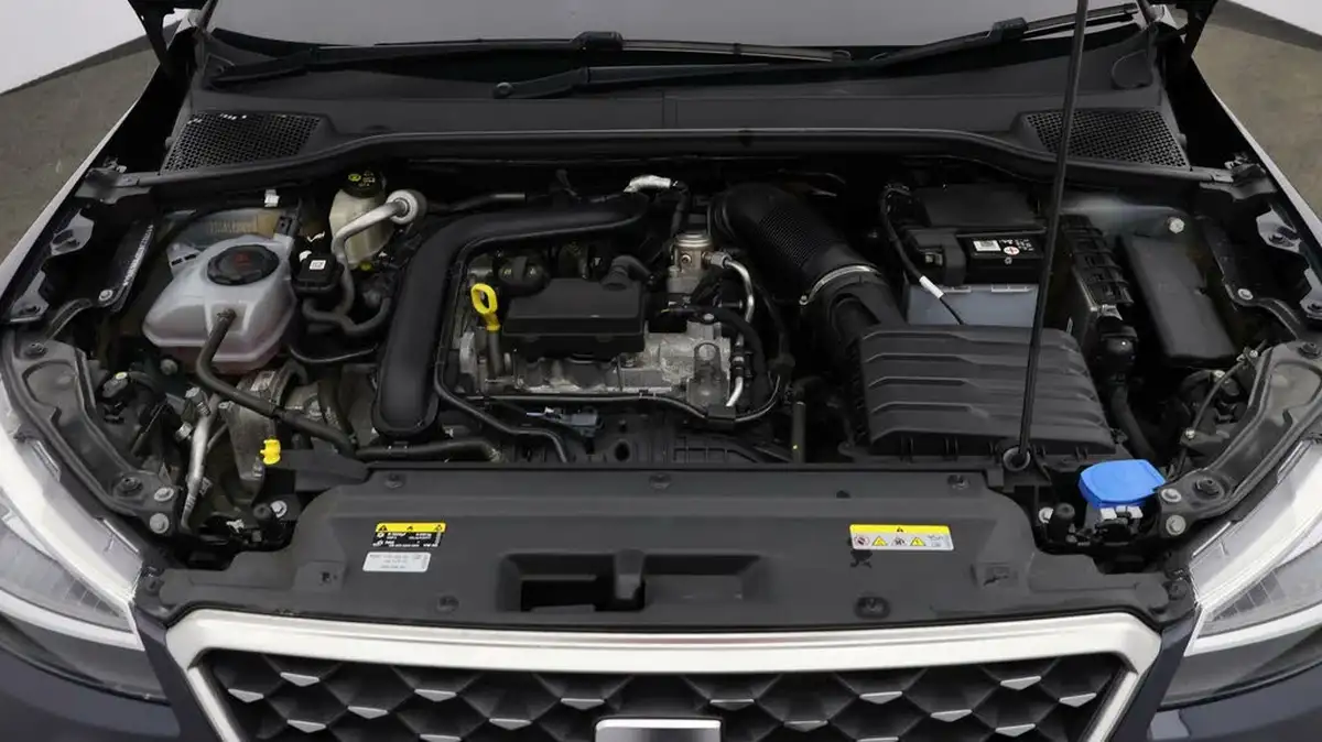 2022-seat-arona-10-tsi-xperience-lux-big-18