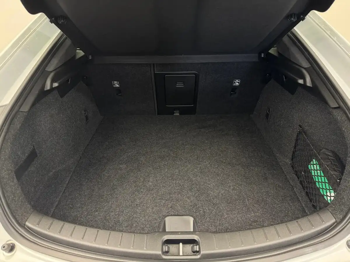 2021-polestar-polestar-2-e-ps2-165kw-standard-single-hatchback-big-8
