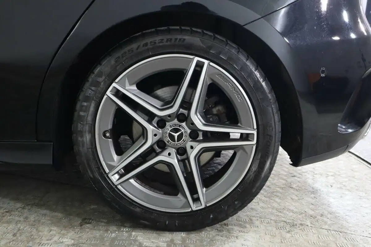 2019-mercedes-benz-a-class-20-a250-amg-line-premium-hatchback-5d-big-27