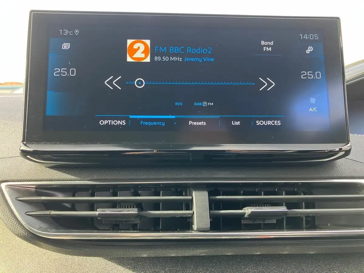 2021-peugeot-3008-suv-15-bluehdi-allure-big-10