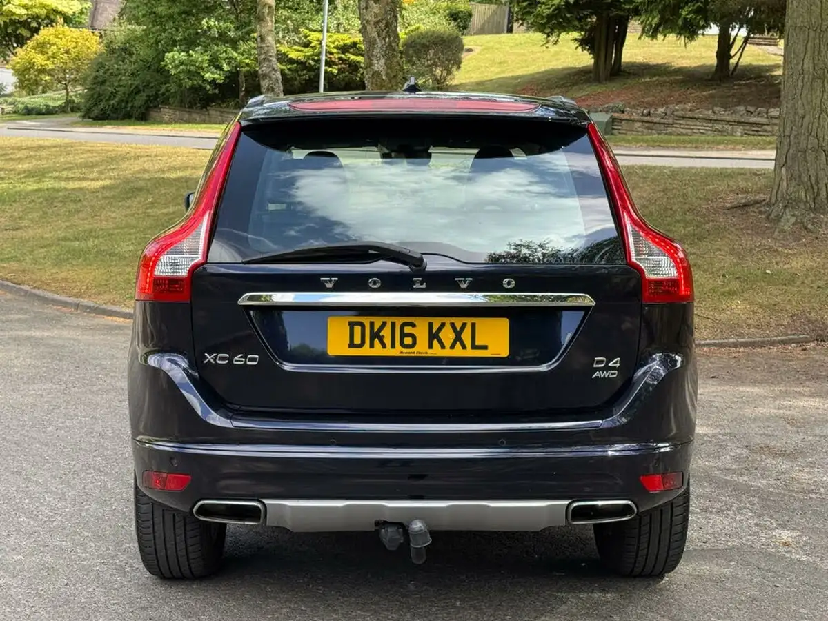 2016-volvo-xc60-24td-d4-se-lux-geartronic-big-67