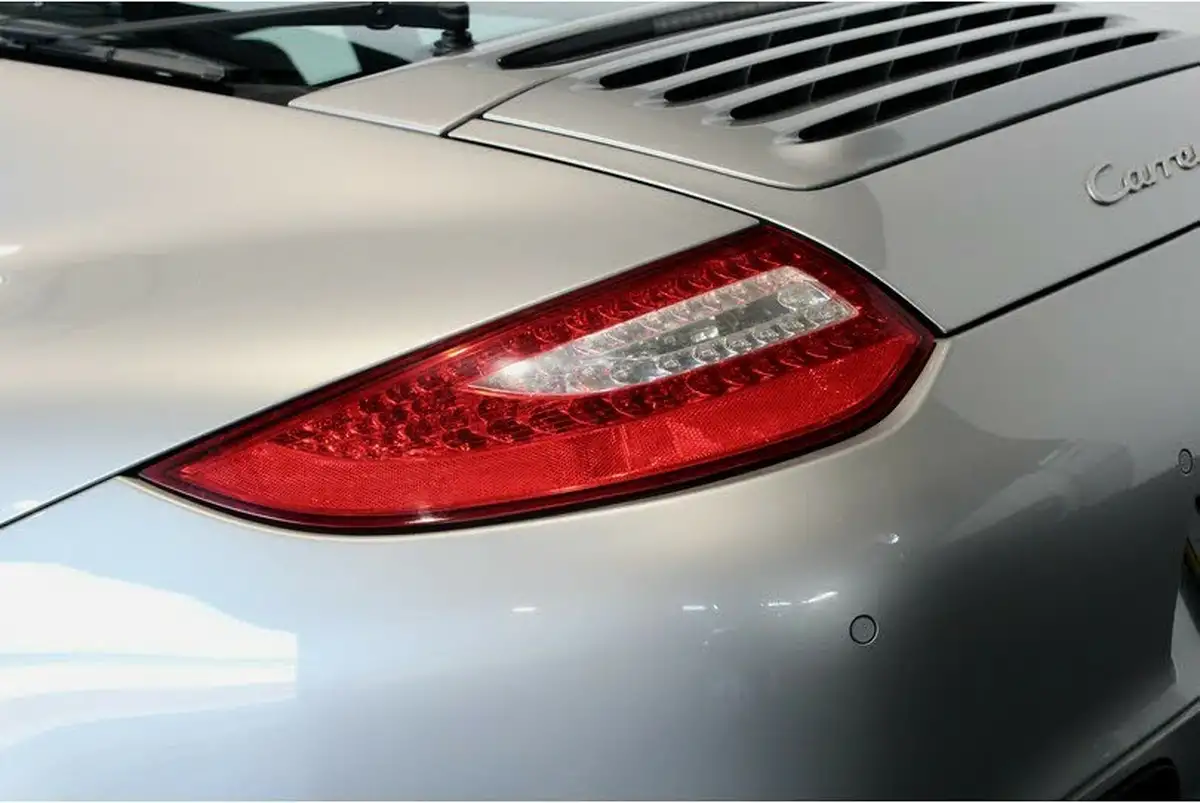 2009-porsche-911-big-36