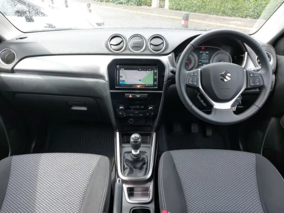 2023-suzuki-vitara-14-boosterjet-sz-t-big-2