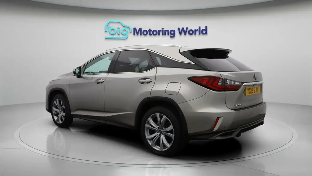 2019-lexus-rx-450h-35-rx-big-4