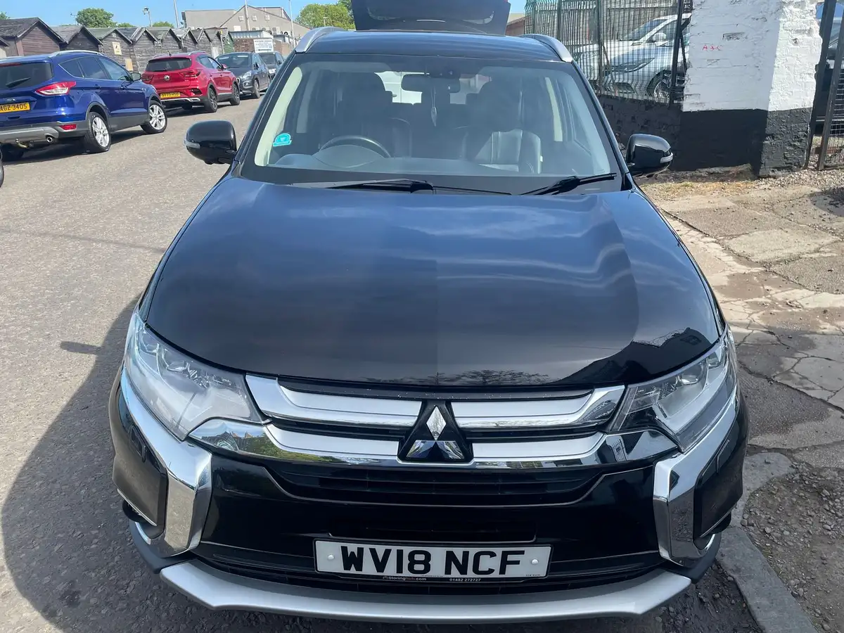 2018-mitsubishi-outlander-22di-d-4-big-1