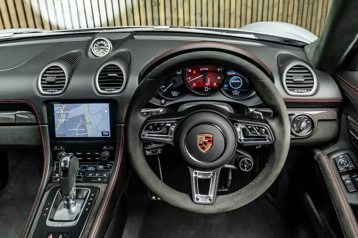 2024-porsche-cayman-718-40-cayman-gts-40-pdk-big-25