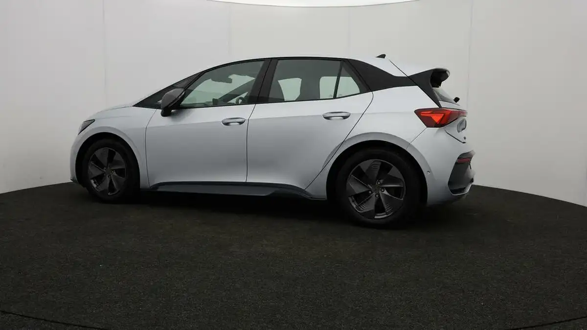 2022-cupra-born-e-v1-big-71