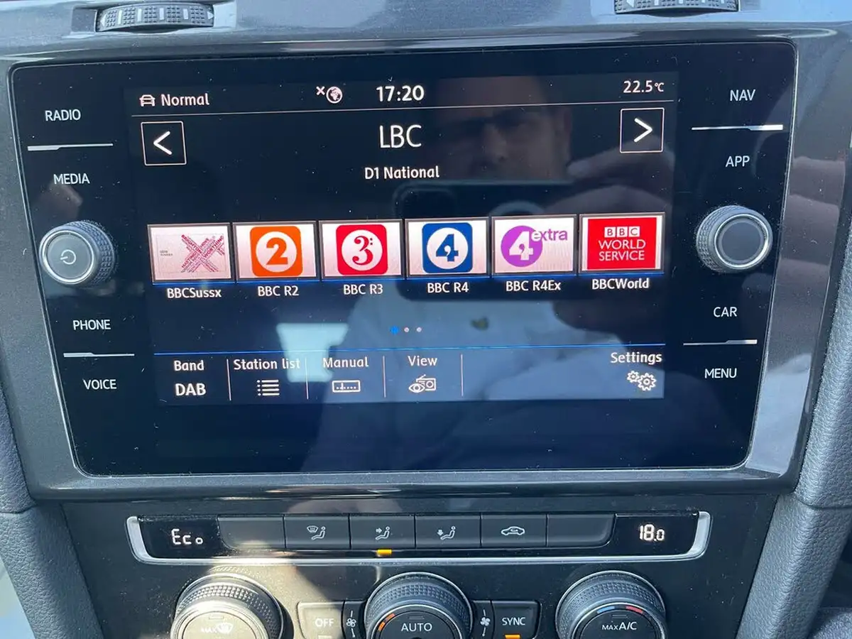 2020-volkswagen-golf-e-e-golf-big-36