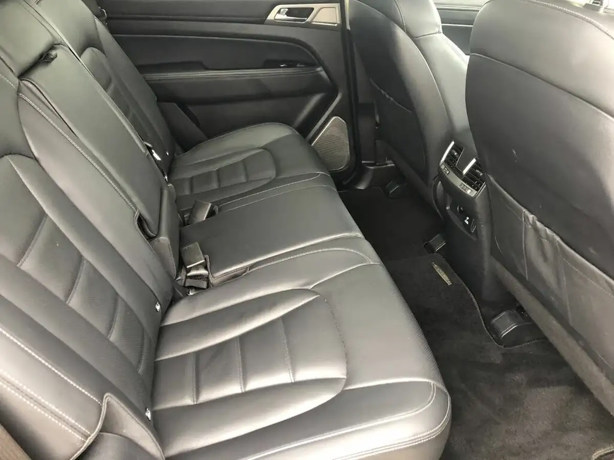 2020-kgm-ssangyong-rexton-22td-elx-t-tronic-big-5