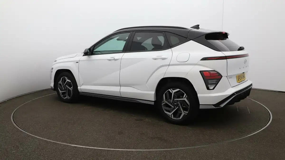 2024-hyundai-kona-16-gdi-n-line-s-141ps-dct-big-35