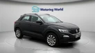 2020-volkswagen-t-roc-10-tsi-se-115ps-small-1