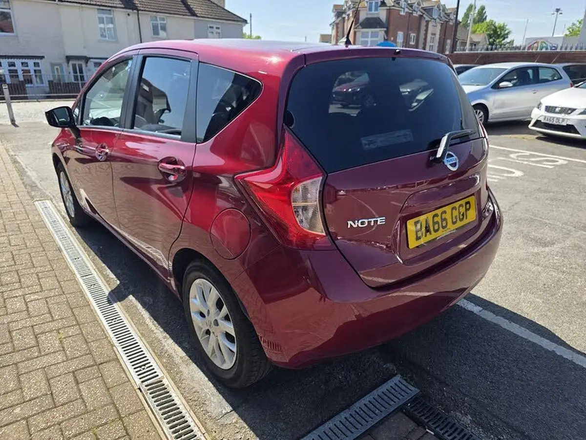 2017-nissan-note-12-acenta-premium-big-2