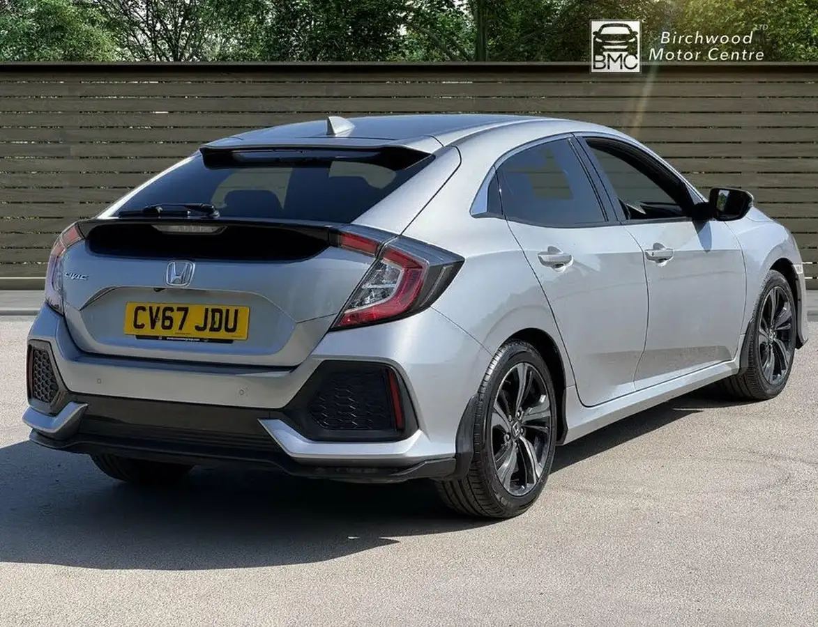 2017-honda-civic-10-vtec-turbo-sr-cvt-big-6