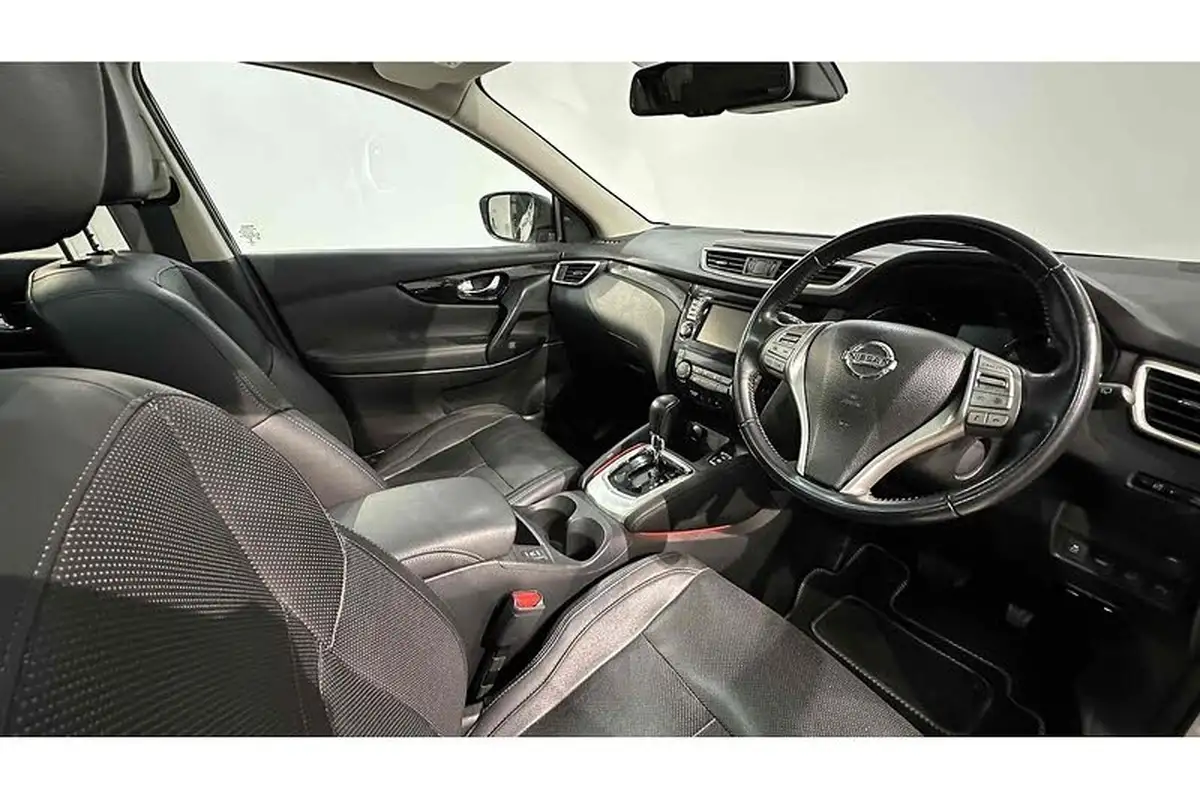 2016-nissan-qashqai-12-dig-t-tekna-xtronic-cvt-big-28