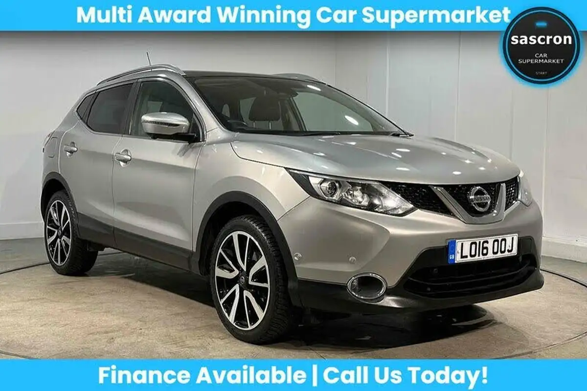 2016-nissan-qashqai-12-dig-t-tekna-xtronic-cvt-big-0