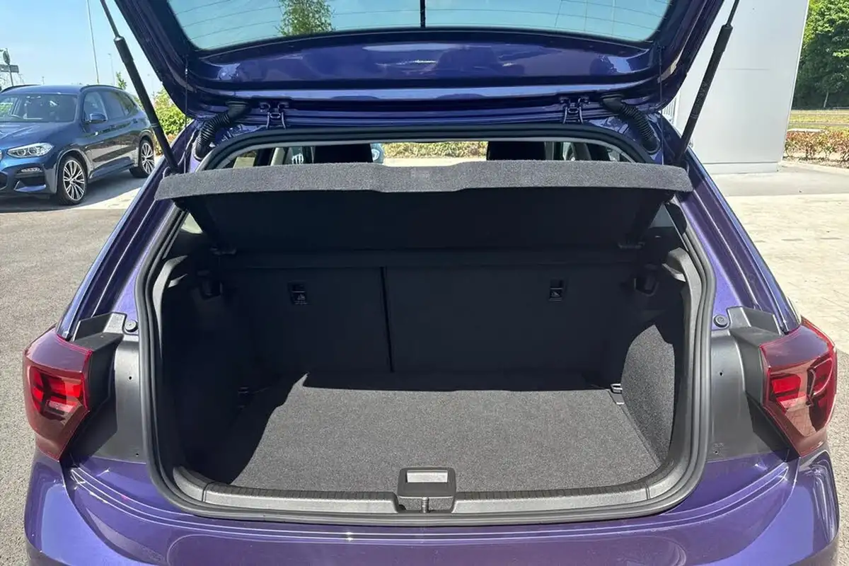 2023-volkswagen-polo-10-tsi-life-big-6