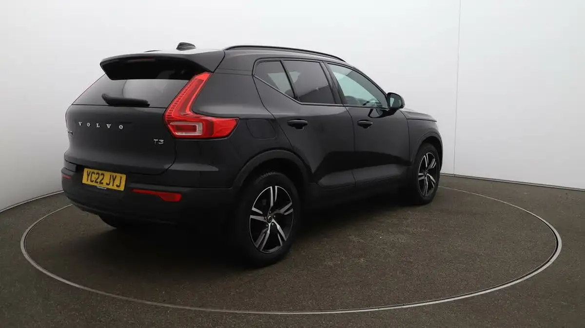 2022-volvo-xc40-15-t3-r-design-auto-big-52
