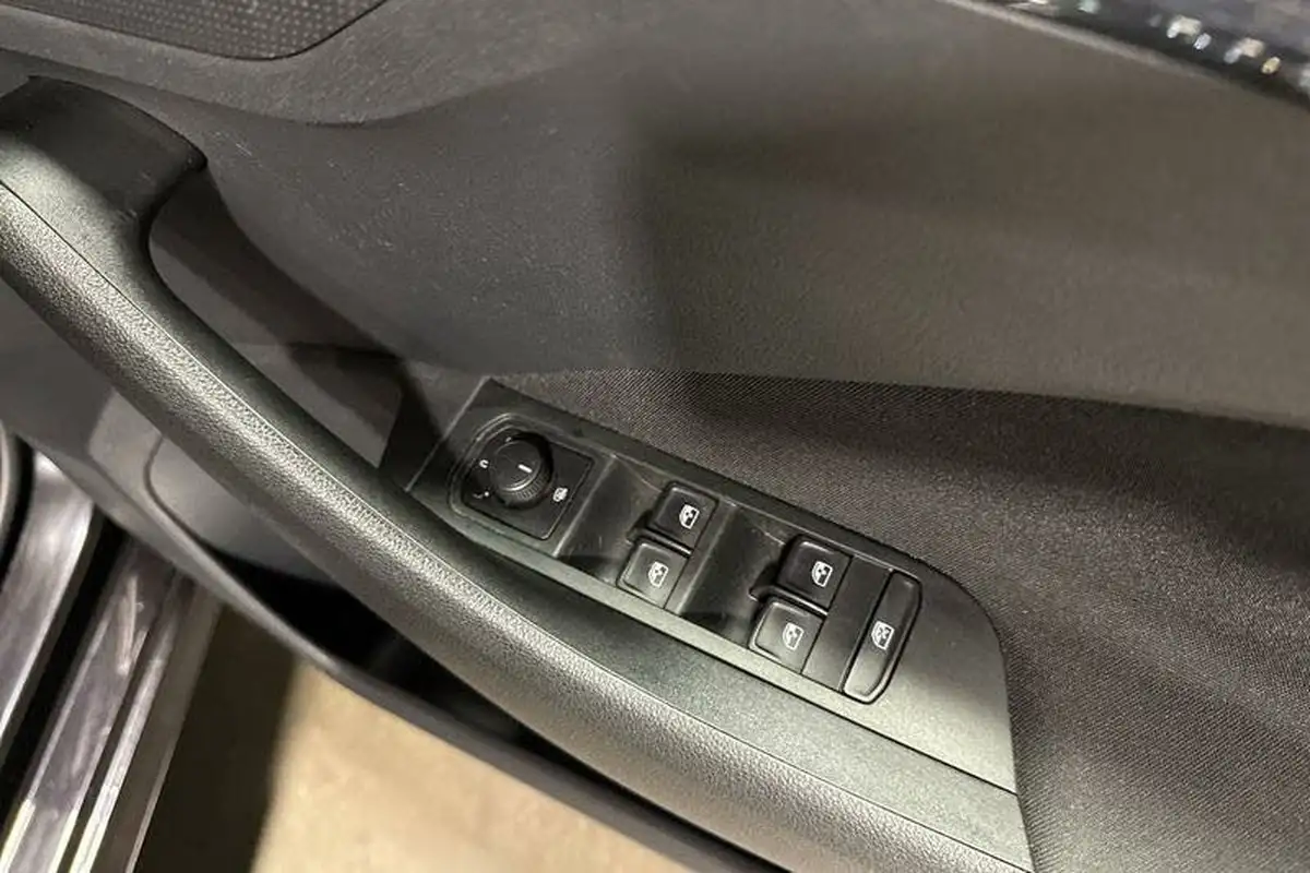 2020-skoda-kamiq-10-tsi-se-115ps-big-15