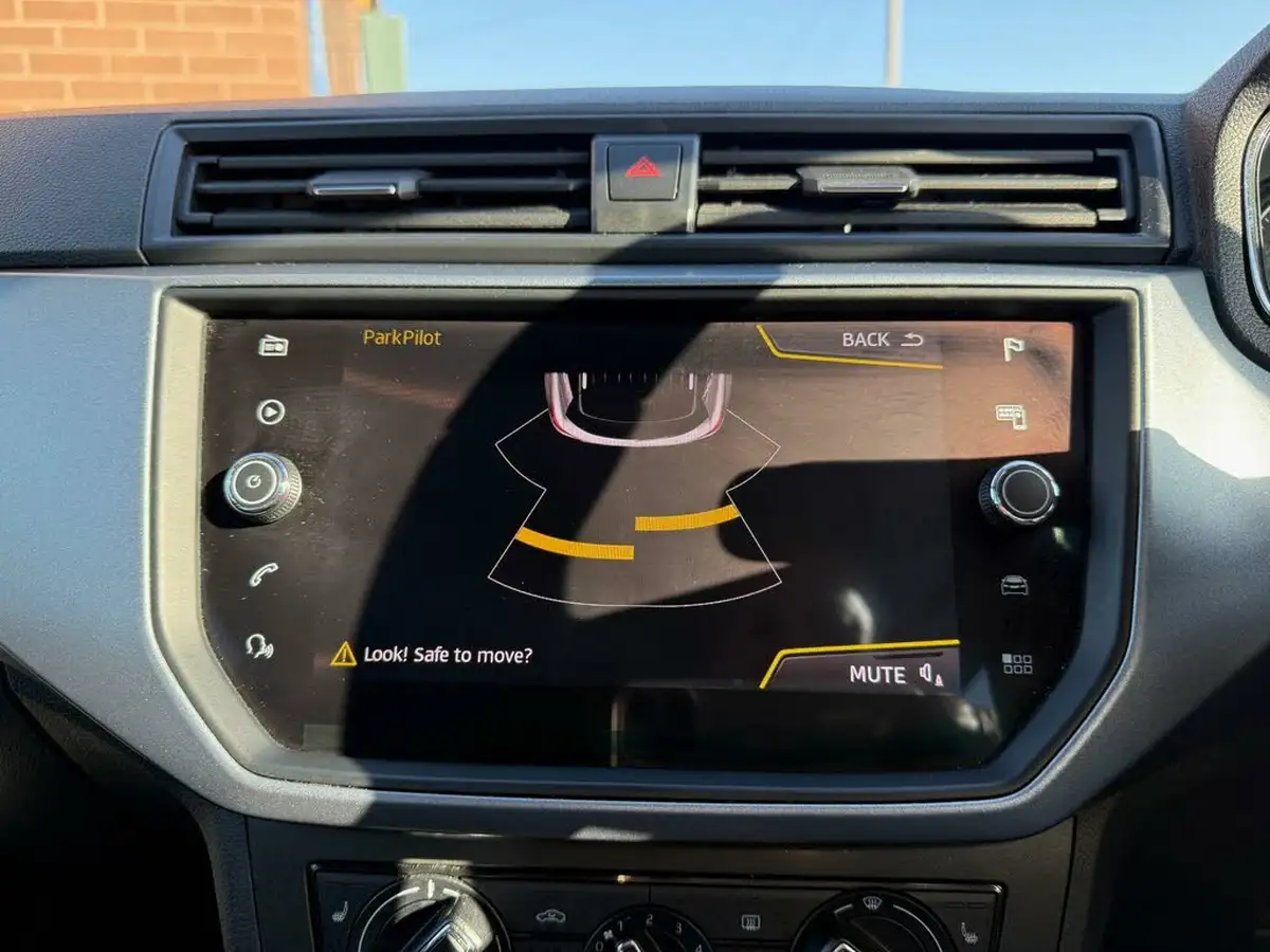 2018-seat-arona-16tdi-se-technology-lux-big-40