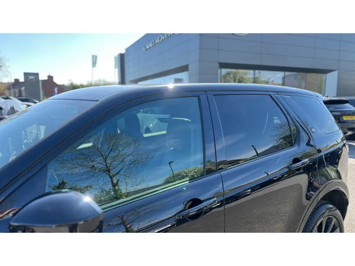 2024-land-rover-discovery-sport-20-d200-dynamic-se-big-21