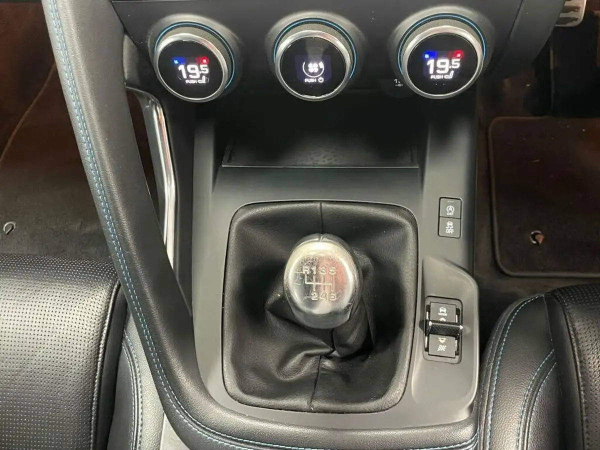 2019-jaguar-e-pace-20-i4d-r-dynamic-s-150ps-big-41