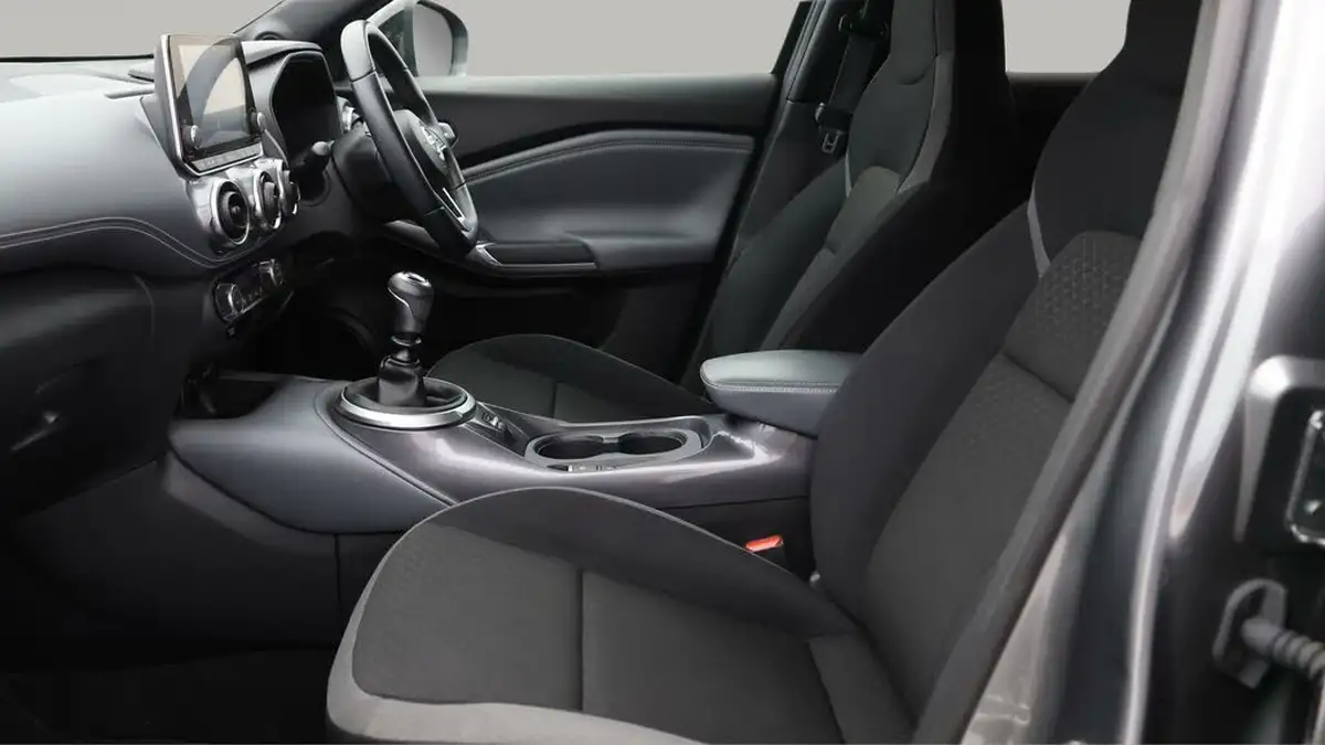 2022-nissan-juke-10-dig-t-n-connecta-big-13