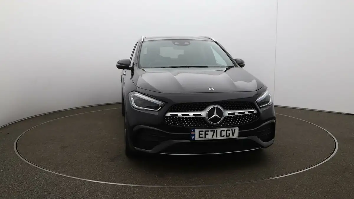 2022-mercedes-benz-gla-class-13-gla-180-amg-line-premium-plus-big-42