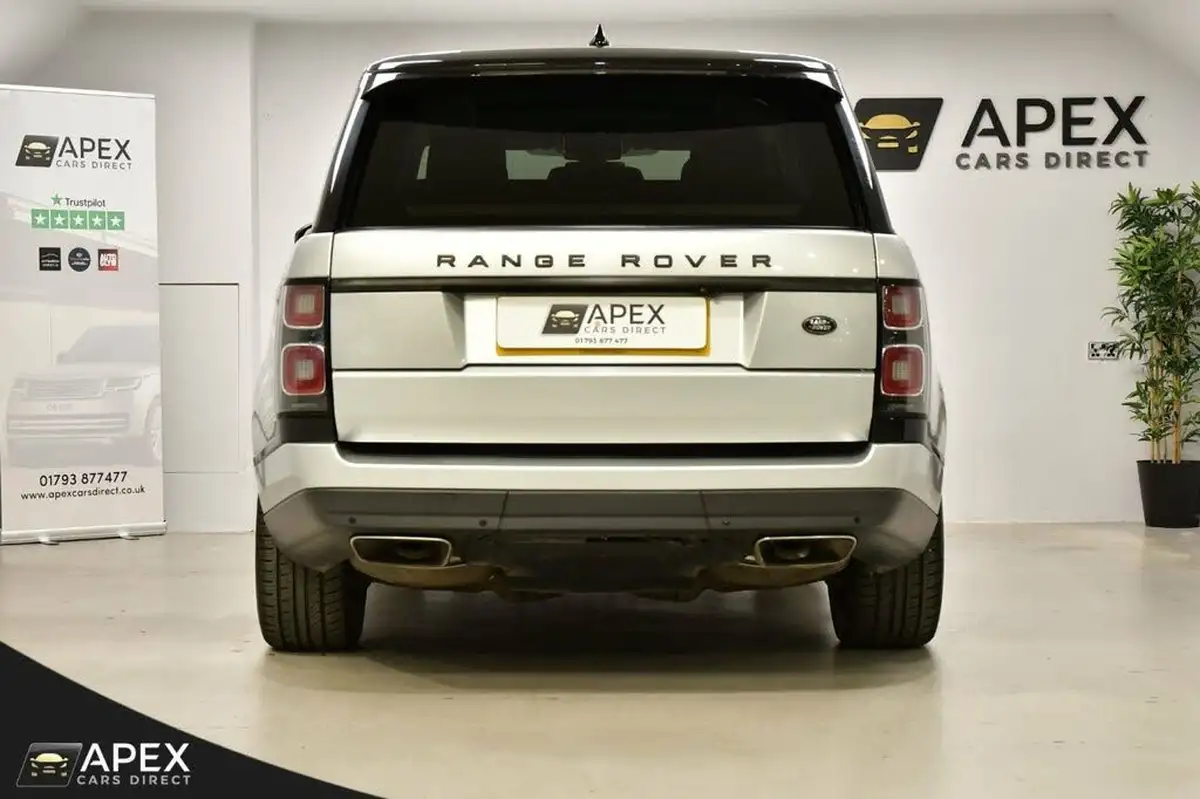 2018-land-rover-range-rover-30tdv6-vogue-big-18
