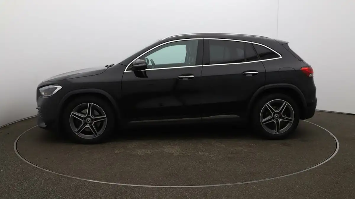 2022-mercedes-benz-gla-class-13-gla-180-amg-line-premium-plus-big-66