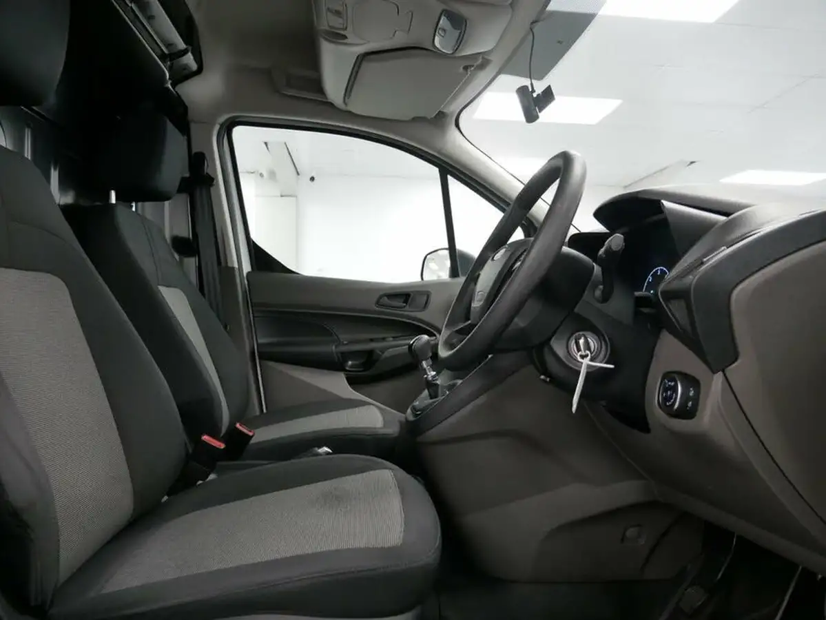 2022-ford-transit-connect-big-12