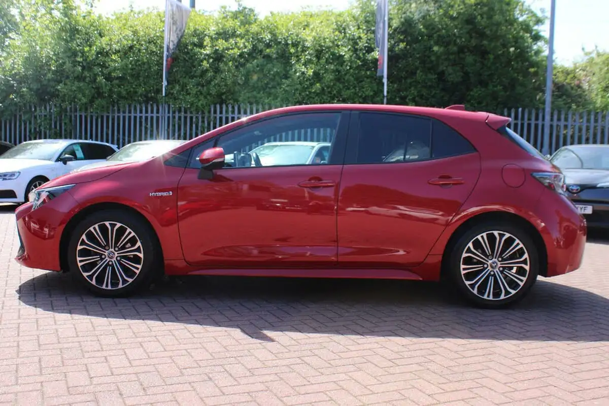2019-toyota-corolla-18-vvt-i-design-trk-hatchback-5d-big-7