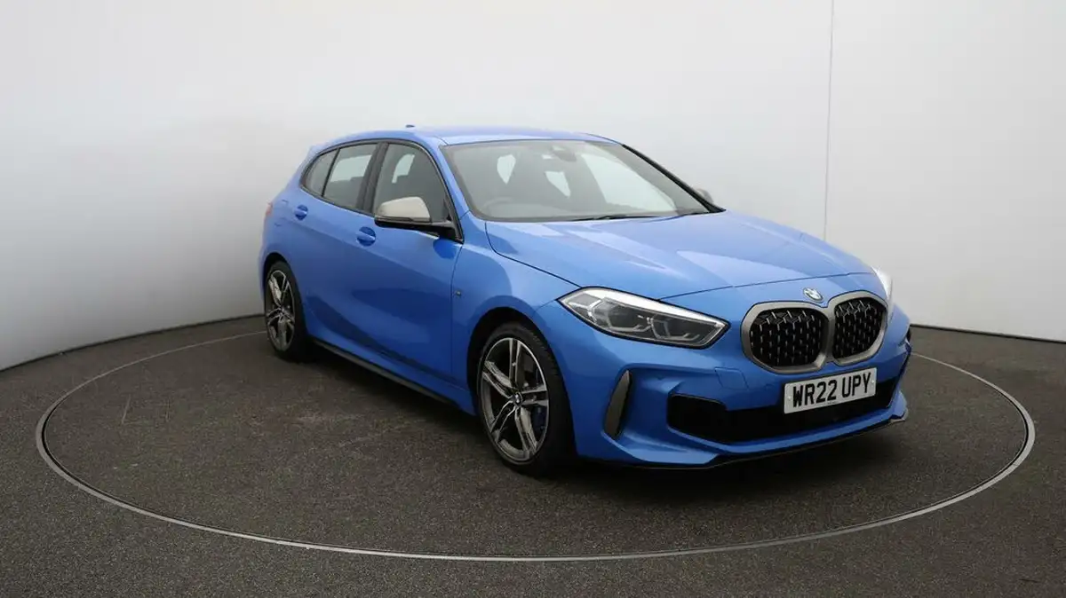 2022-bmw-1-series-20-m135i-xdrive-big-43