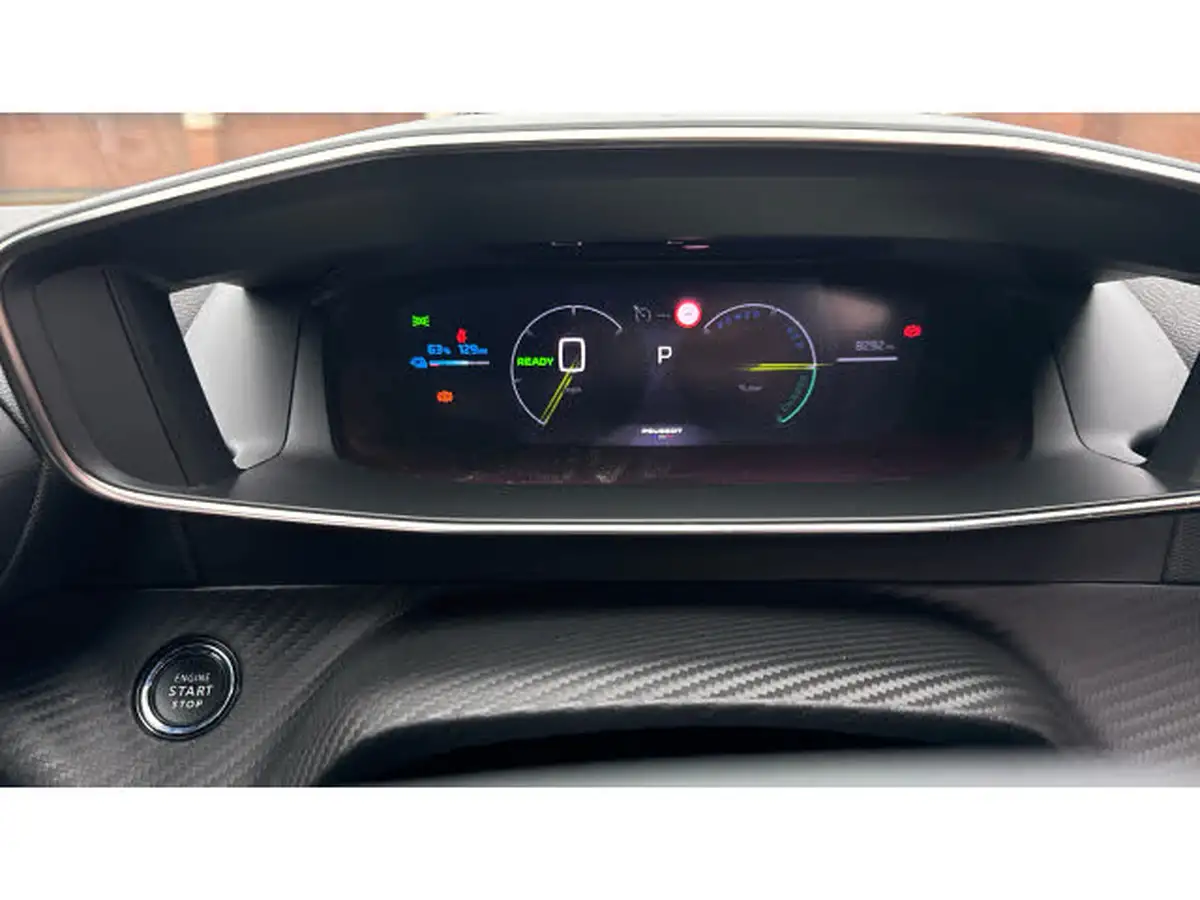 2024-peugeot-208-e-gt-156ps-51kwh-big-17