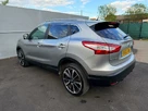 2015-nissan-qashqai-16dci-tekna-xtronic-cvt-small-1